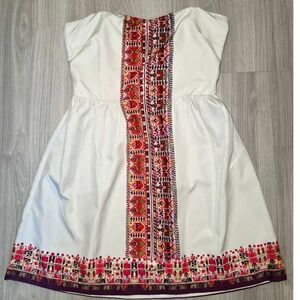 Roxy White Strapless Smocked Top Embroidered Tribal Border Dress L G G